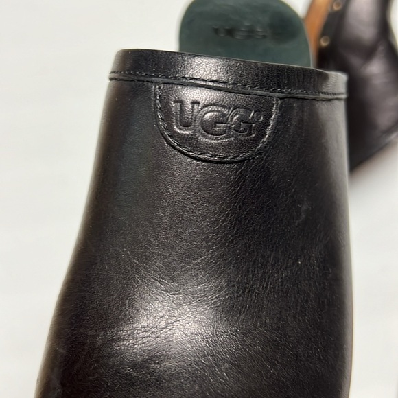 Ugg Abbie Black Leather Clog With Sheep Skin Size 6 - Picture 11 of 11